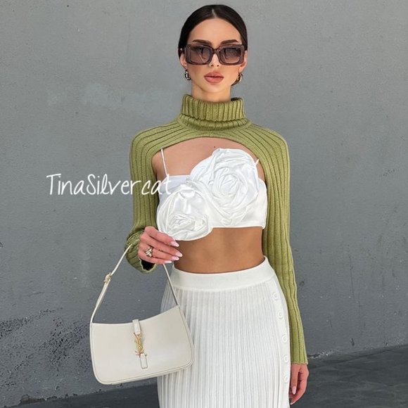 BLOGGER'S FAVE! Zara Floral Appliqué Crop Top White NWT - Picture 3 of 17